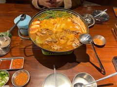 -东巴婆婆云南鱼豆花火锅(大东门店)