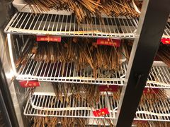 -拈签一笑黄牛肉辣卤串串