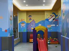 -戊辰亲子游泳俱乐部