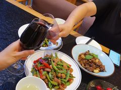 -鱼鲜饭香·招牌汽锅剁椒鱼头王