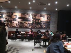 -星巴克臻选(郑州国贸360广场店)