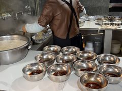 -刘二姐肥肠米粉(总店)