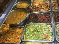 自助取餐区-聚合鑫东北熏酱熟食麻辣面(长阳店)