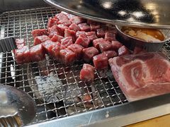-肉甲韩国木炭烤肉(新壹街1店)