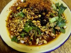 -拈签一笑黄牛肉辣卤串串