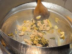 -老船舫·现做活鲜鱼馆(东郊记忆店)