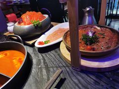 -热火朝天鲜切牛肉火锅(南强街巷店)