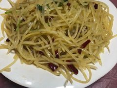 酸辣土豆丝-胜泽眼镜烧烤(云霄路直营店)