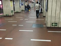 -八宝山(地铁站)