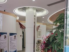 -皓齿连锁·雅贝健口腔·种植·矫正中心(虹口曲阳路店)