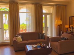 -芽庄日出海滩水疗酒店