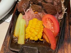 -穹六人间 people 6(岳阳路店)