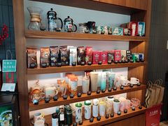 -星巴克(深圳龙华和平里店)