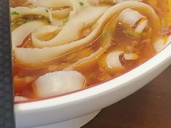 -顺溜·手工刀削面·黑金店(铜锣湾店)