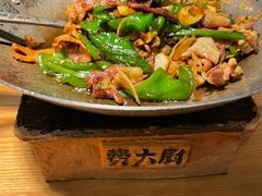 -费大厨辣椒炒肉(万家丽一店)