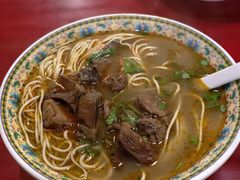 -金杨拉面王小吃面馆·牛三宝面·红烧牛肉粉