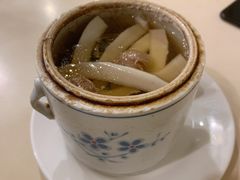 椰子肉炖乌鸡-玲又珑美食(盘福路店)