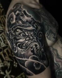 点击看大图 -龙之吻专业刺青·手工耳洞·纹身去色