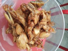 卤牛蛙-蓝精灵饺子店
