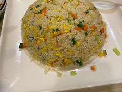 蛋炒饭-丁里羊肉小镇(天鹅湖总店)