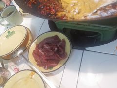 爽滑牛肉-石灰市老火锅(北滨路店)
