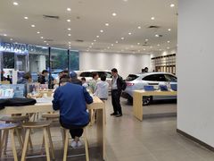 -华为授权体验店(中山公园来福士)