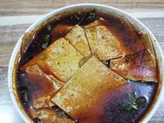 麻辣豆腐皮-老字号杨坡红油米线腊汁肉夹馍(东四道巷店)