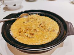 蟹黄煲仔饭-屋里厢上海菜馆