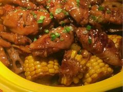 -多嘴超级肉蟹煲(杉杉国潮主题店)