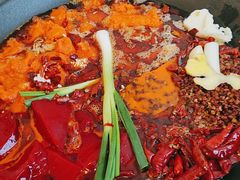 -黄潇洒老火锅(九眼桥宏济巷店)