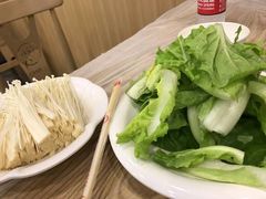 -江城燕子大排档(江汉路步行街店)