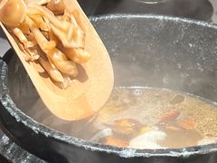 -芸山季·云南山珍菌火锅(人民广场来福士店)