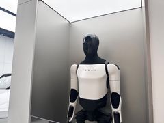-TESLA 特斯拉(广州天环广场体验店)