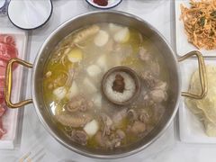 -朴小妹人参鸡汤火锅(长白山万达店)