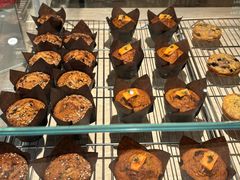 -VERIE BAKEHOUSE