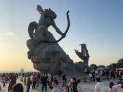 -巴陵广场