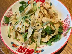 -琥珀老六龙虾(四里河店)