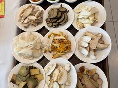 -天宜隆蘑菇宴火锅(石景山旗舰店)