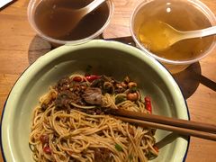牛肉拌粉-万方圆拌粉瓦罐汤(滕王阁旗舰店)