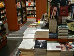 -西西弗书店&矢量咖啡(凯德晶萃广场店)