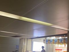 -金色麦甜糕点(面包.蛋糕.华苑店)