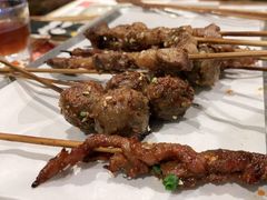 烤羔羊肉串-木屋烧烤(大运店)