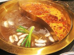 -小天鹅火锅·一线江景洪鼎旗舰店(洪崖洞店)