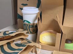 -星巴克臻选(盐城金鹰聚龙湖店)