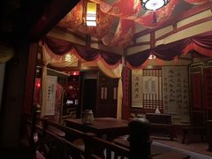 -暴风岛沉浸式体验馆(百联世纪店)