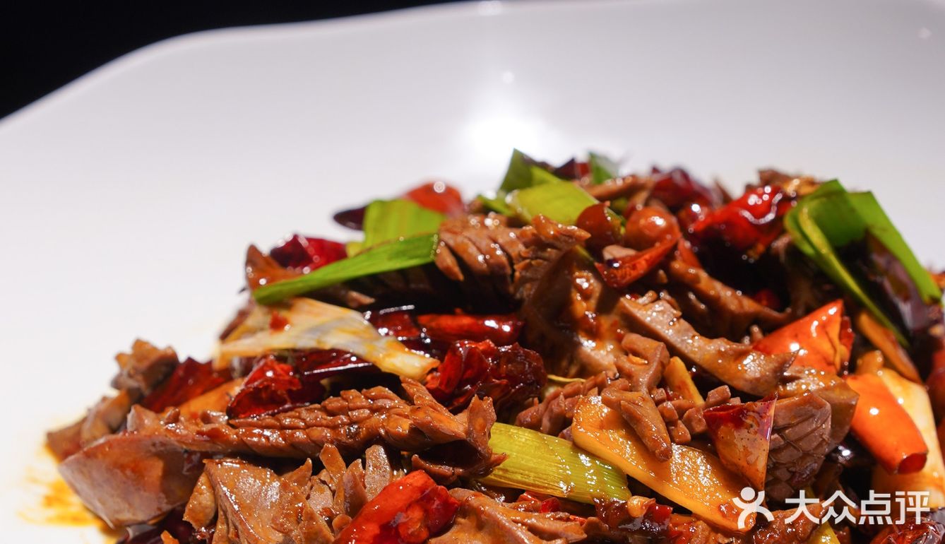 ins风环境🍀贵州风味创意菜混搭是个什么味？