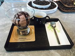 巧克力阿法奇朵-星巴克臻选(南京艾尚天地店)