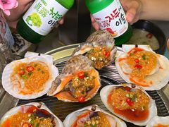 -围炉肉舍•炭烤活鳗•丹东海鲜烤肉(步行街店)