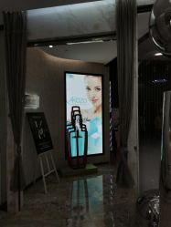 -AKOZO Beauty Salon