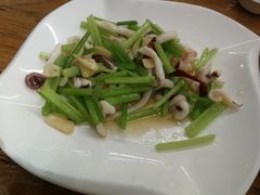 鱿鱼炒芹菜-九龙奇迹海鲜大排档(万象城店)